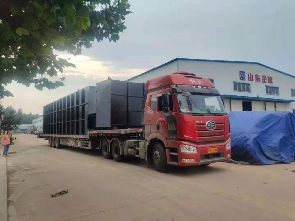 1000吨生活污水处理设备专车发货