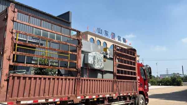 金日发货！3立方平流式溶气气浮机助力水产加工污水处理 (2).JPG